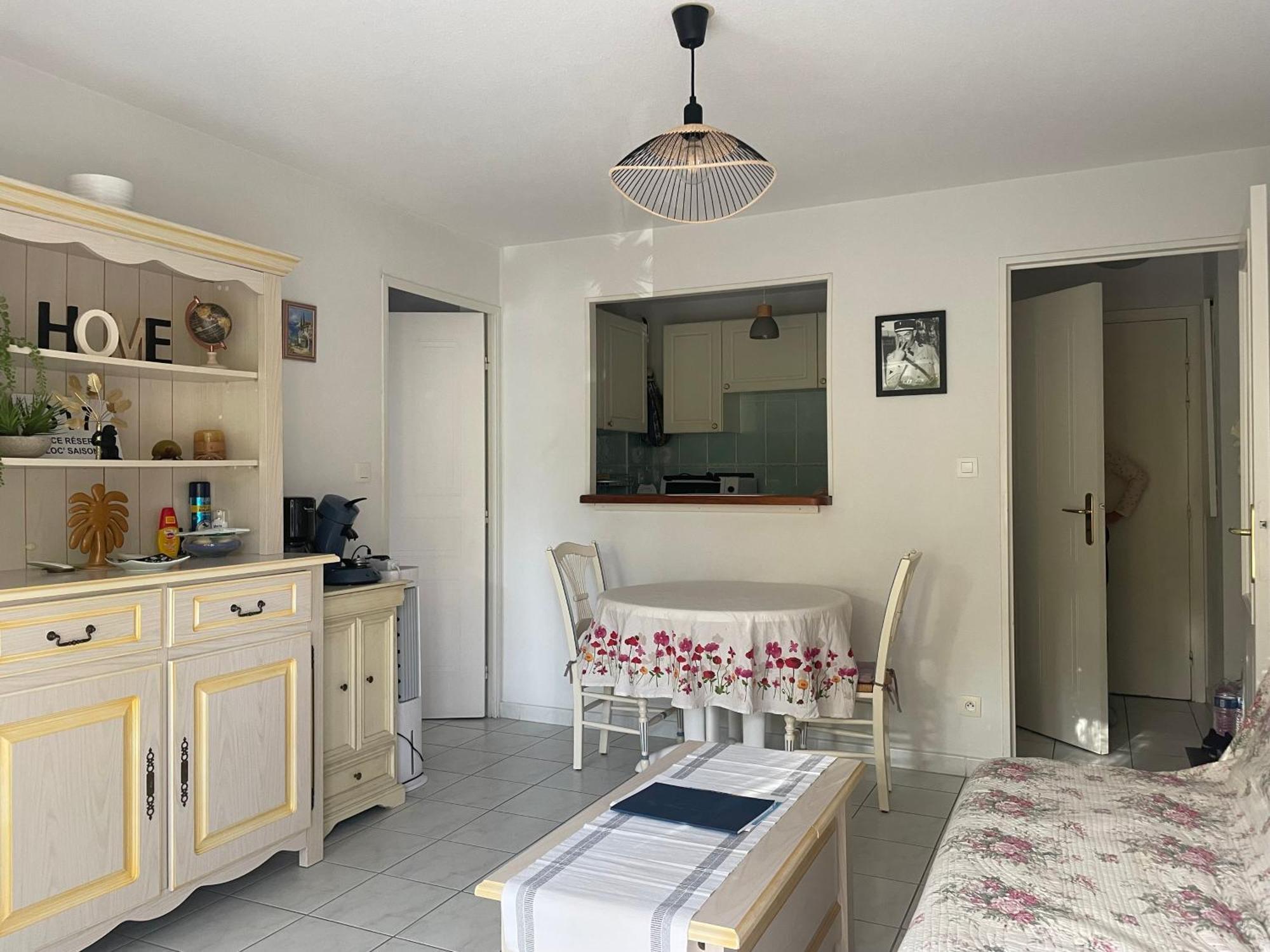 Appartamento Le Tropical Fréjus Esterno foto