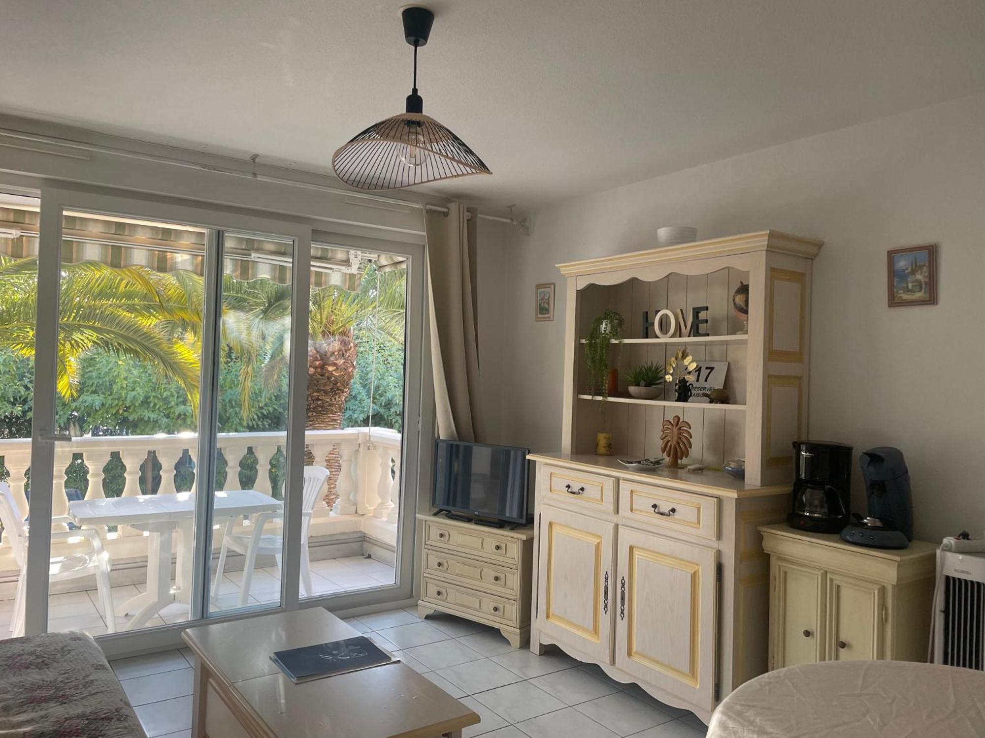 Appartamento Le Tropical Fréjus Esterno foto